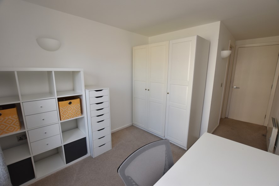 40 Whitehall Waterfront, 2 Riverside Way, Leeds, West Yorkshire LS1 4EE