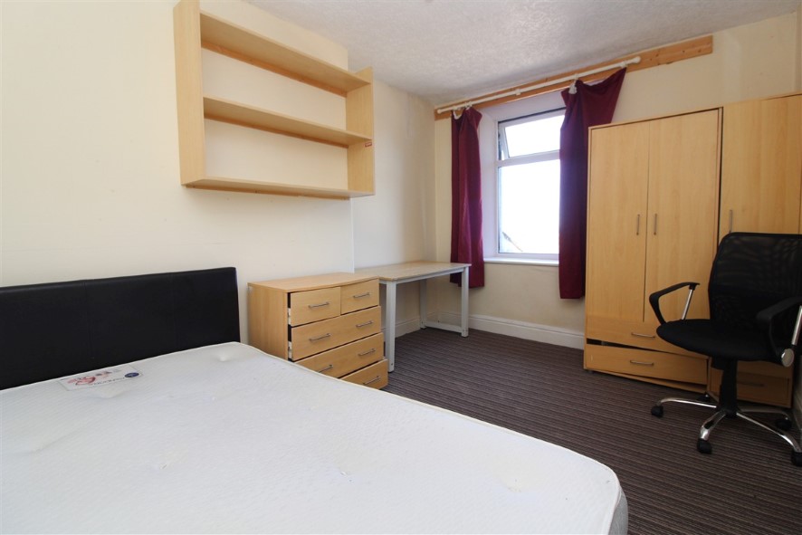 25 St. Oswald Street, Lancaster, Lancashire LA1 3AS