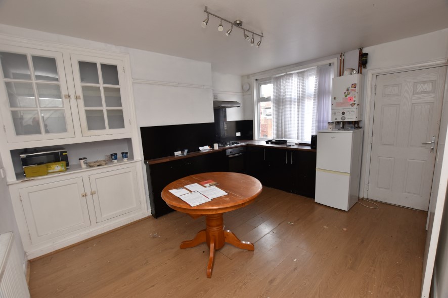 29 Broughton Terrace, Leeds, West Yorkshire LS9 6BA