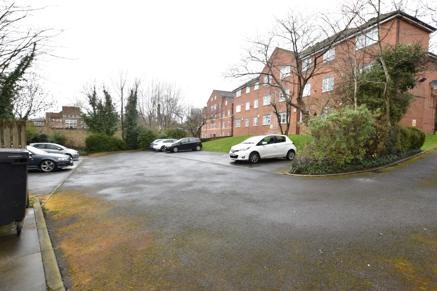 Flat 8, Belvedere Court, 14 Harehills Lane, Leeds LS7 4HD