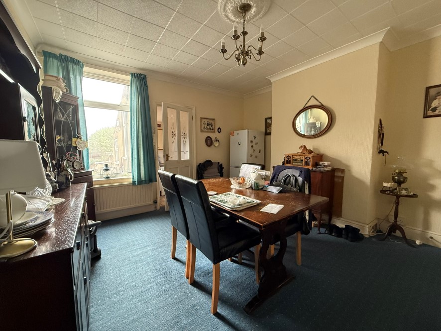 12 Albert Avenue, New Whittington, Chesterfield, Derbyshire, S43 2BU