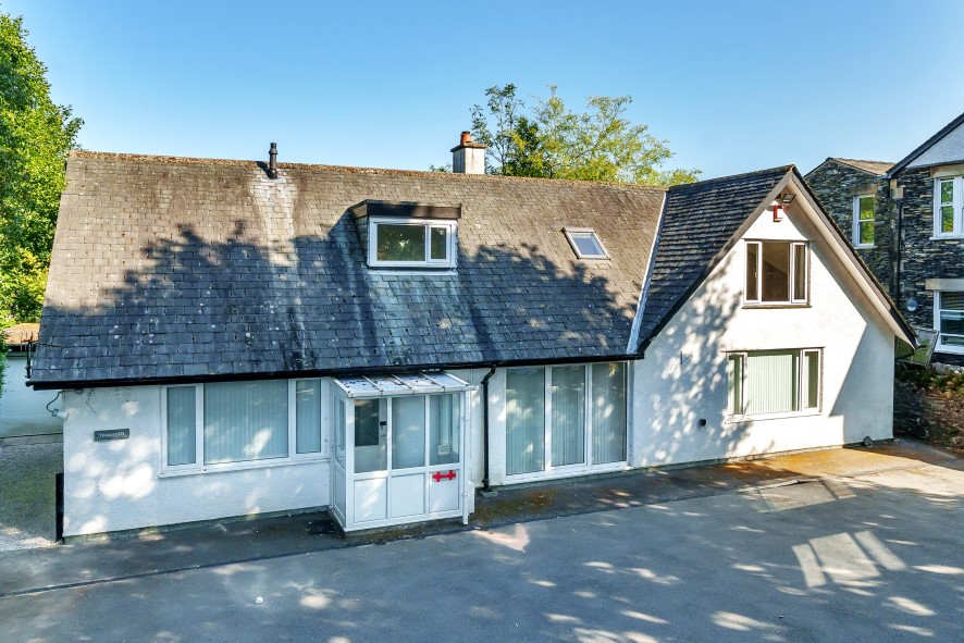 First Floor Flat at Yewgarth, New Road, Windermere, Cumbria LA23 2LA