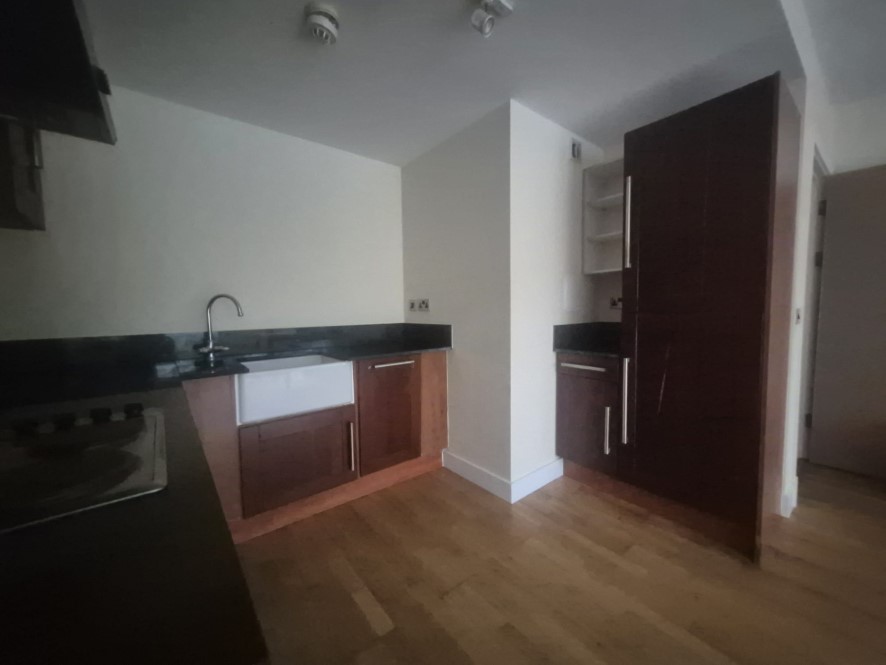 Apartment 402, , 6 Oldham Road, M4 5DB