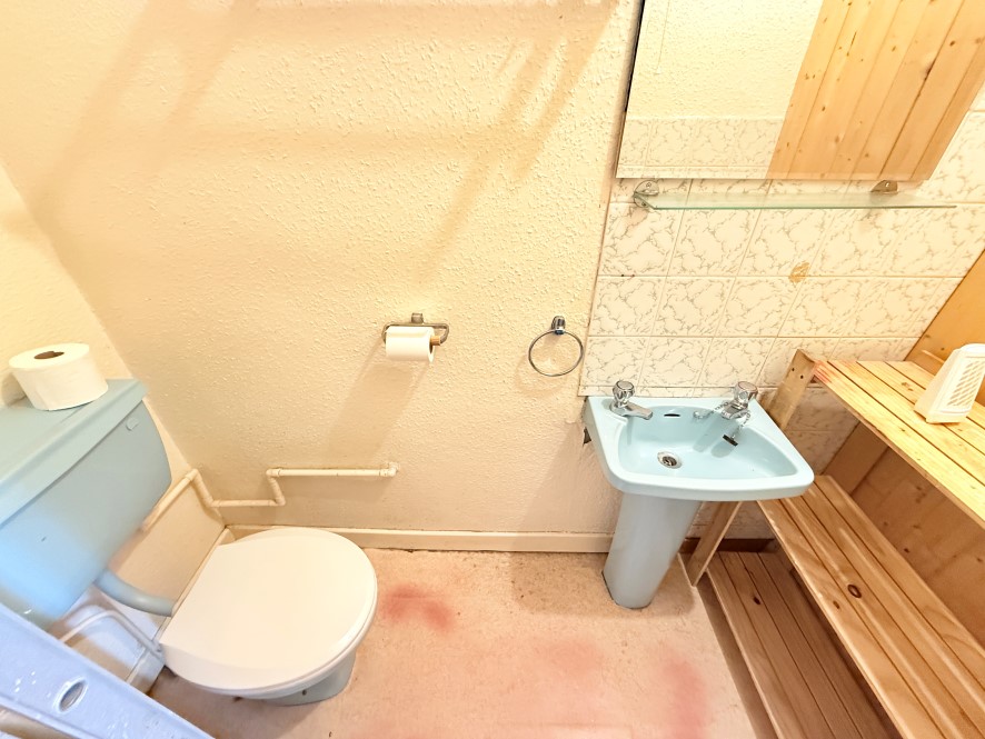 20 Balfour Road, Carlisle, Cumbria CA2 7DU