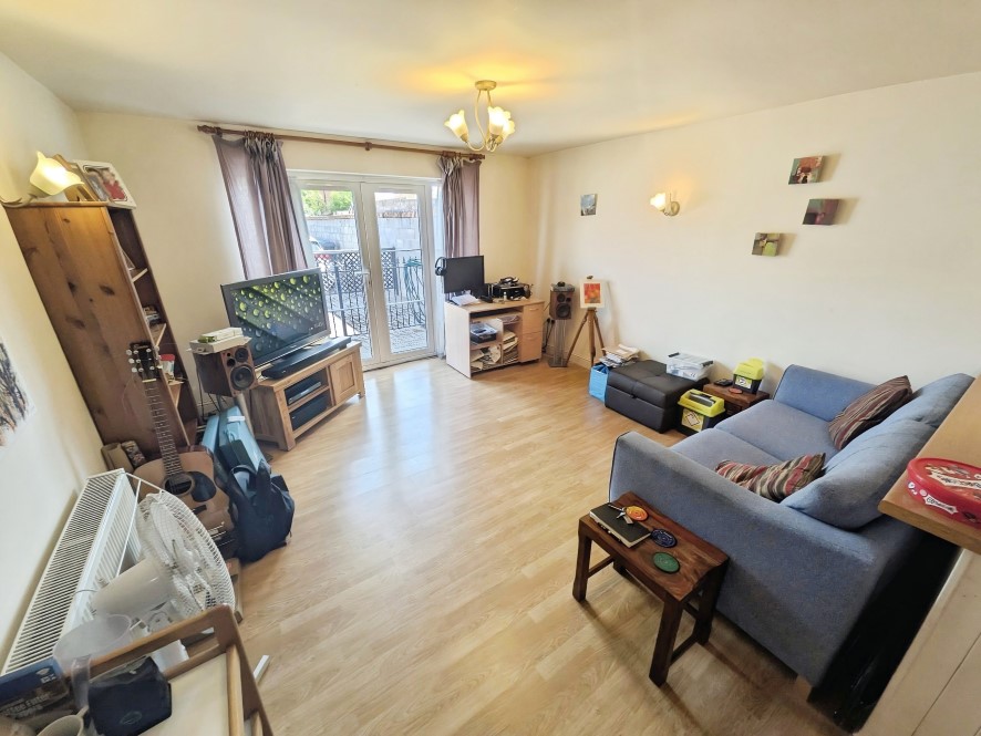 Flat 1, Walton Court, 100 Bath Street, Rugby, Warwickshire CV21 3JD