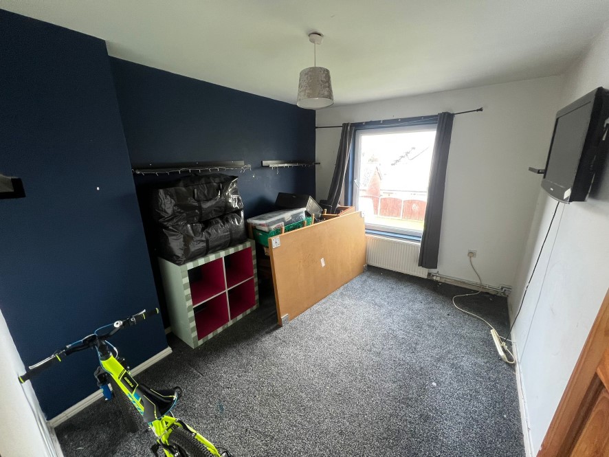 19 Church Walk, Royton, Oldham, OL2 5QH