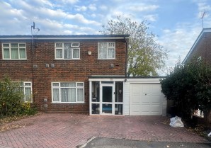 Property for Auction in London - 39 Summerhouse Lane, Harmondsworth, West Drayton, Middlesex, UB7 0AW