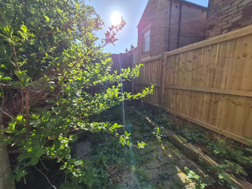 7 Guildford Street, Mossley,  Ashton-under-Lyne, OL5 9NJ