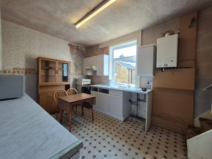 7 Guildford Street, Mossley,  Ashton-under-Lyne, OL5 9NJ