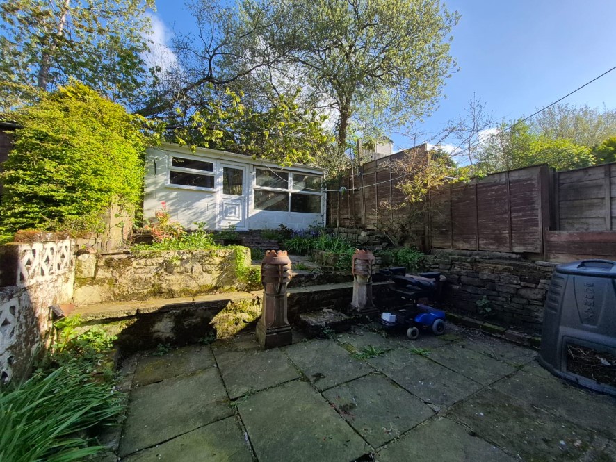 7 Guildford Street, Mossley,  Ashton-under-Lyne, OL5 9NJ