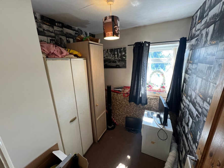 68 Clough Lane, Halifax, West Yorkshire, HX2 8SW