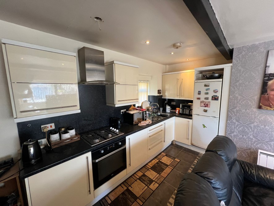 68 Clough Lane, Halifax, West Yorkshire, HX2 8SW