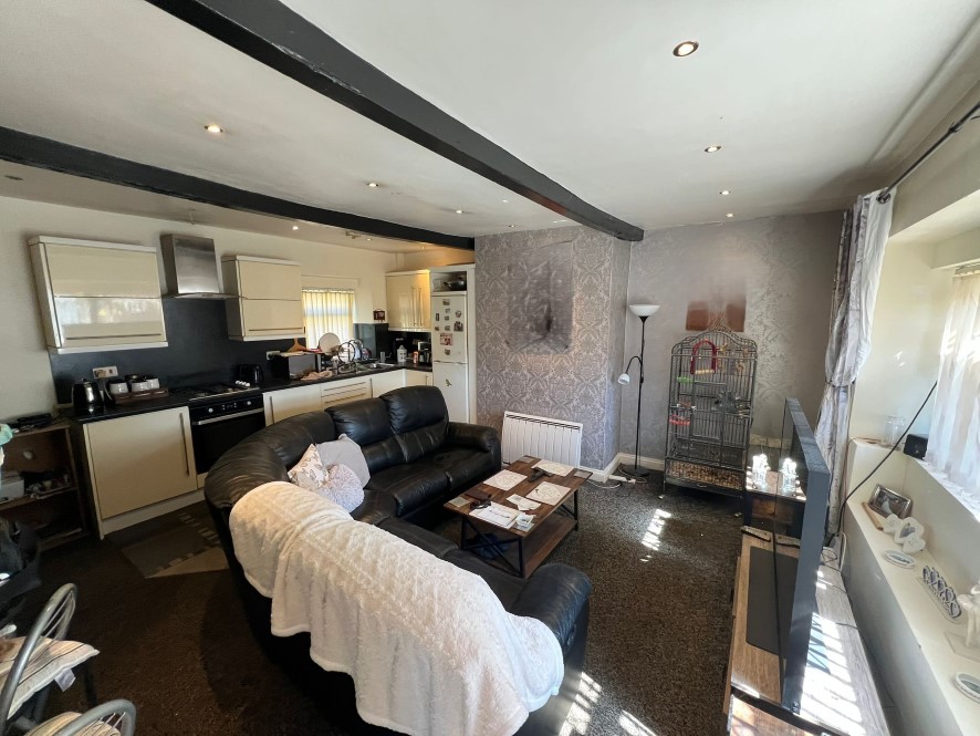 68 Clough Lane, Halifax, West Yorkshire, HX2 8SW