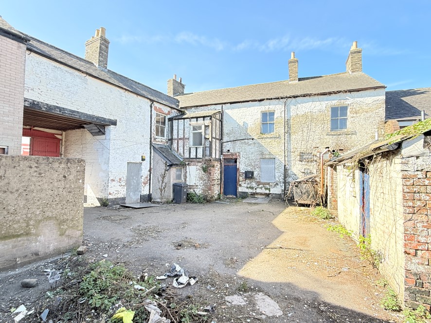 Bush Hotel , Bridge Street, Longtown, Cumbria CA6 5UD