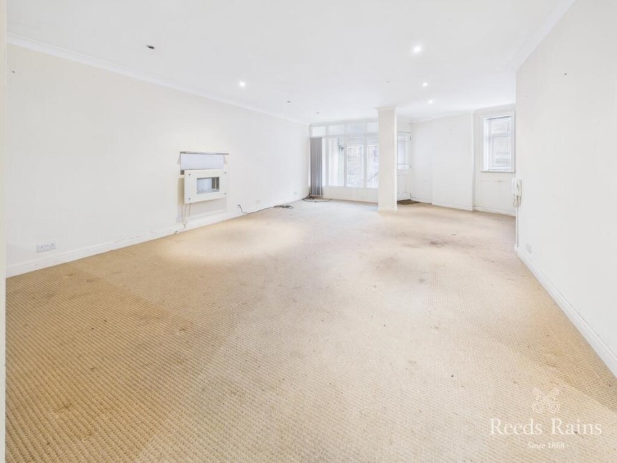 The Railings, Albemarle Back Road, Scarborough, North Yorkshire, YO11 1YA