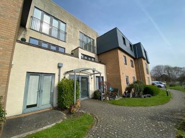 Property for Auction in North West - 7 Grosvenor Gardens, 513 Radcliffe Road, Bolton, Greater Manchester BL3 1SH