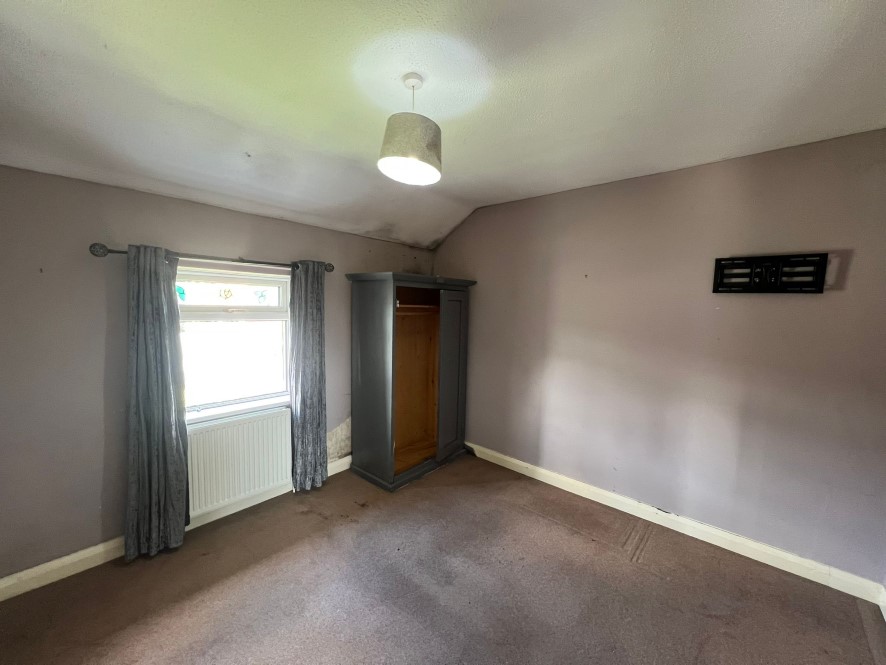 14 Grasscroft Road, Honley, Holmfirth, West Yorkshire, HD9 6HG