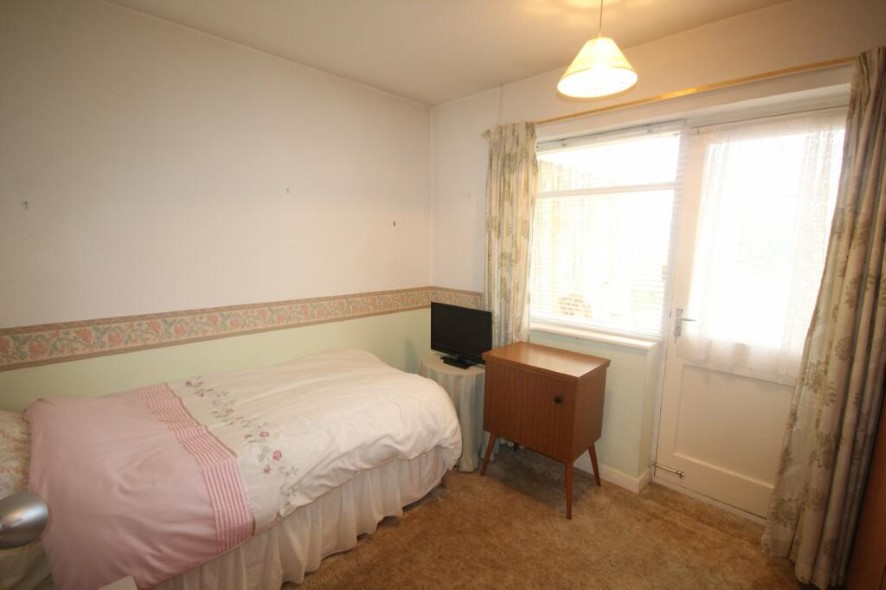 27 Gilsland Close, Acklam, Middlesbrough, North Yorkshire TS5 8RU