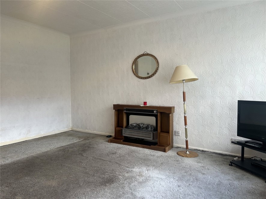 36 Brierley Walk, Chadderton, Oldham, OL9 6SB