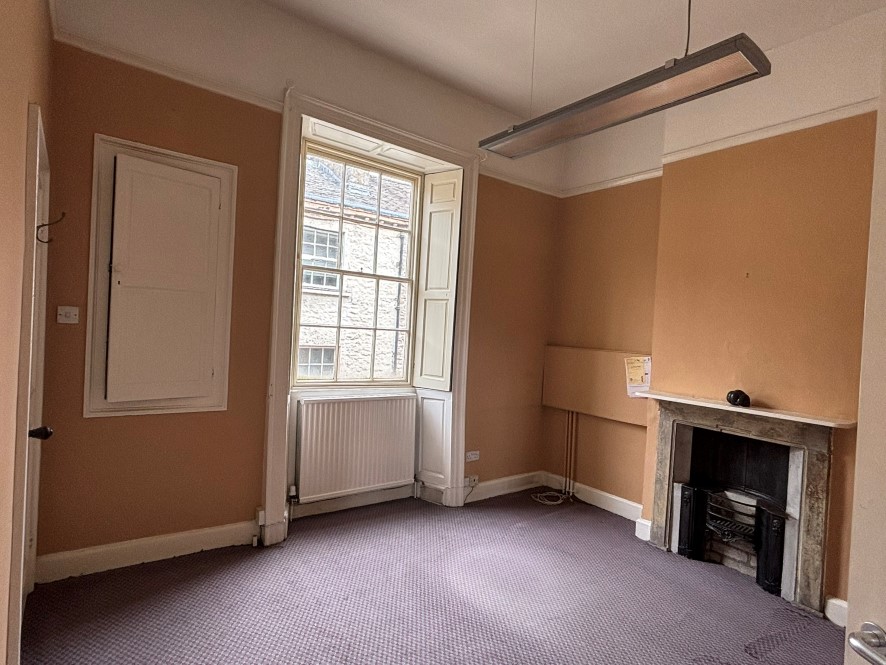 29/ 29a Lowther Street, Kendal, Cumbria LA9 4DH