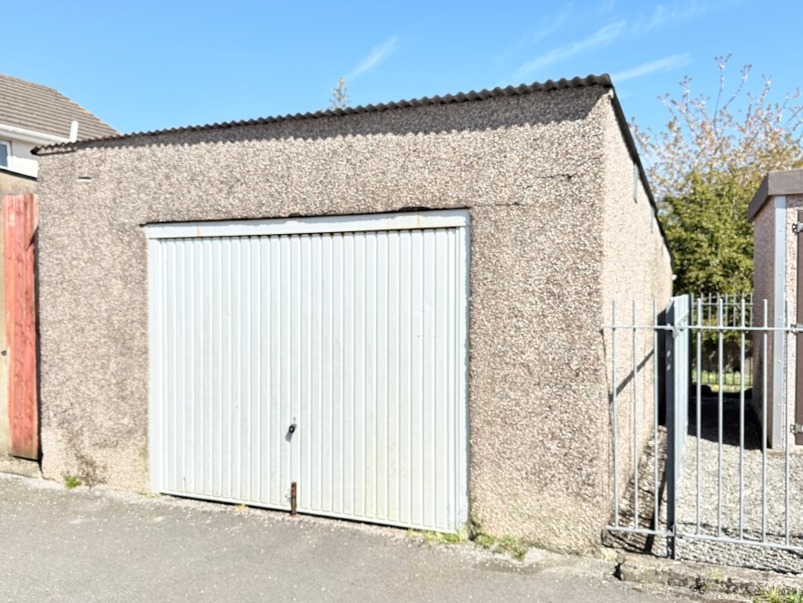 99A Birks Road, Cleator Moor, Cumbria CA25 5HT