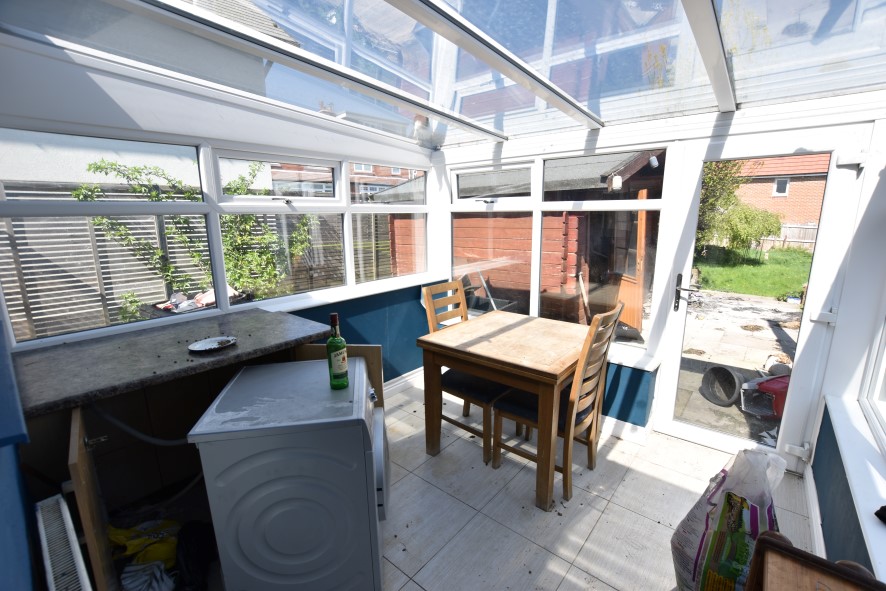 18 Walsh Lane, Leeds, West Yorkshire LS12 5EJ