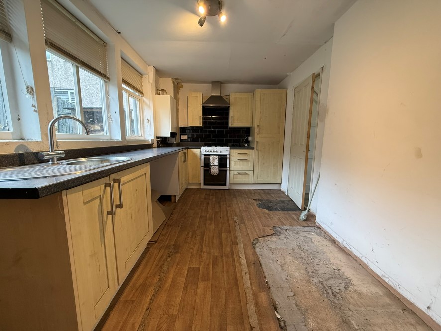 59 Houldsworth Drive, Chesterfield, Derbyshire, S41 0BP