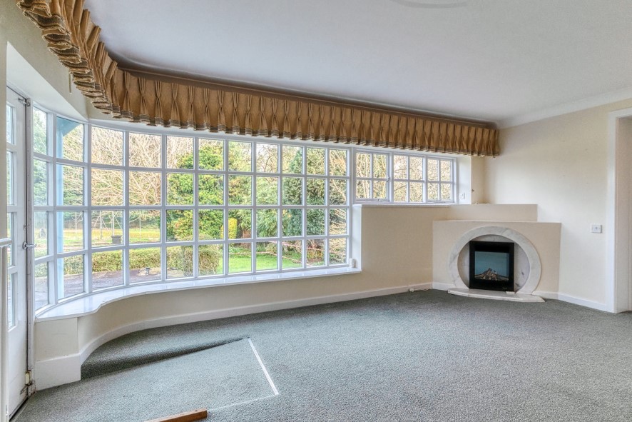 The White Cottage, 156 Oldfield Road, Altrincham, Greater Manchester WA14 4BJ