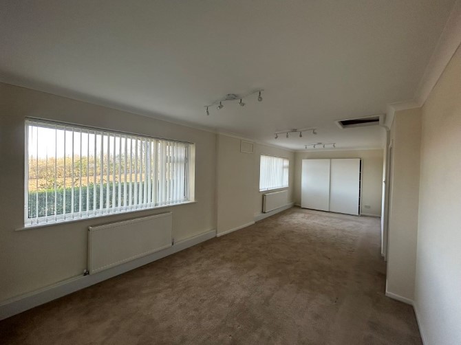 Cemmaes Meadow, London Road, Ashington, Pulborough, RH20 3JR
