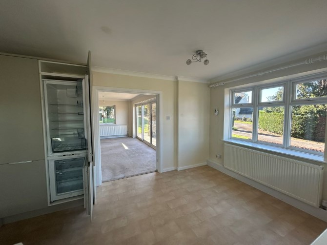 Cemmaes Meadow, London Road, Ashington, Pulborough, RH20 3JR