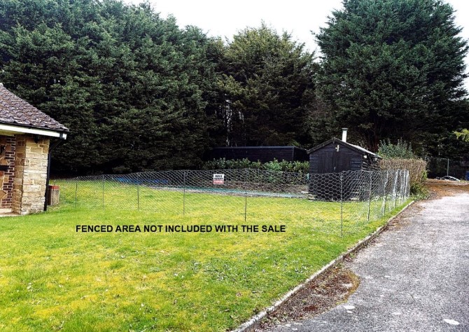 Cemmaes Meadow, London Road, Ashington, Pulborough, RH20 3JR