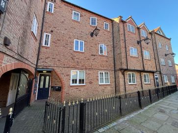 Property for Auction in North Yorkshire, Tees Valley, and extending into County Durham - 13 Howard House, Clarks Yard, Darlington, County Durham DL3 7QG