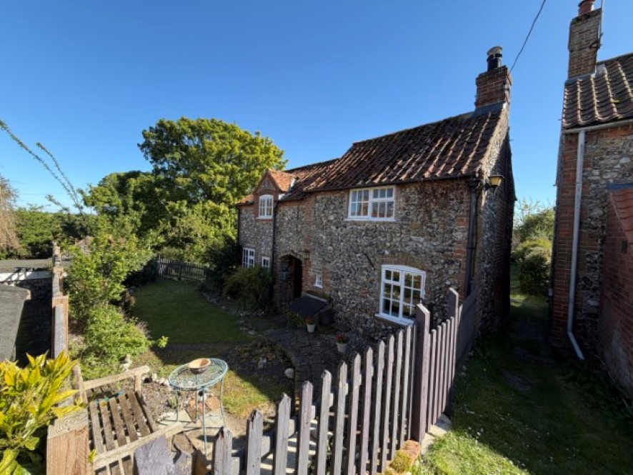 Cottage rear of , 20 High Street, Wighton, Wells-Next-The-Sea, Norfolk NR23 1AL