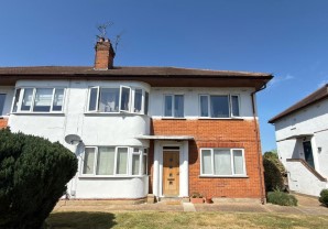 Property for Auction in London - 10 Fulwood Gardens, Twickenham, Middlesex, TW1 1EN