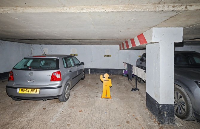 Lot Image