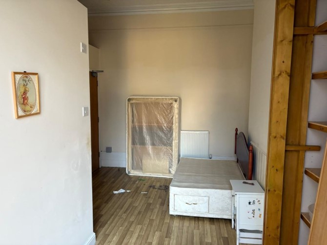 Auckland House, 55 St. Ronans Road, Southsea, Hampshire, PO4 0PP