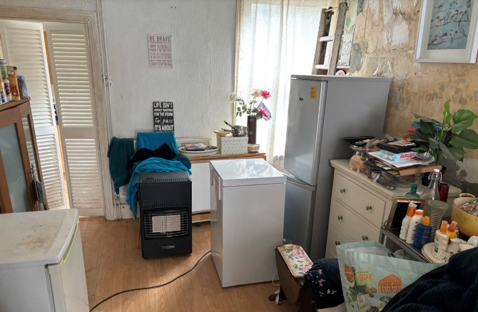 4 Avondale Road, Eastbourne, BN22 8JN