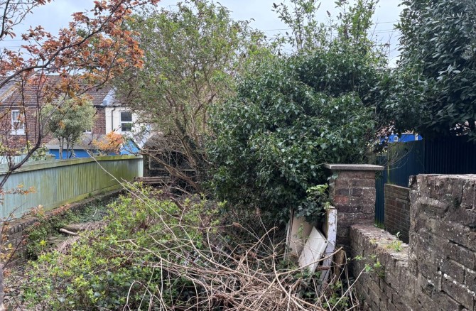 4 Avondale Road, Eastbourne, BN22 8JN