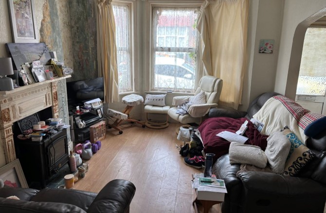 4 Avondale Road, Eastbourne, BN22 8JN
