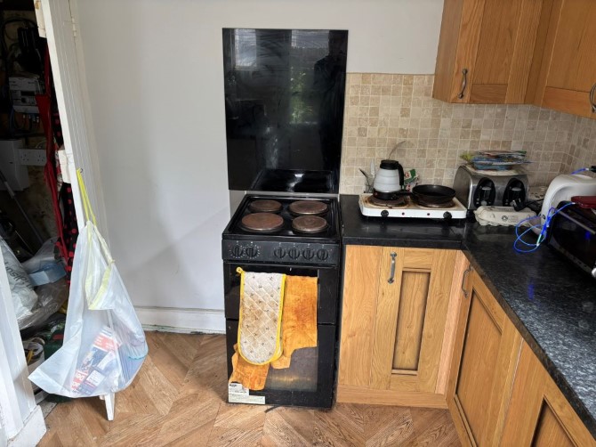 4 Avondale Road, Eastbourne, BN22 8JN