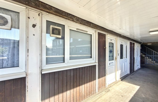 Lot Image