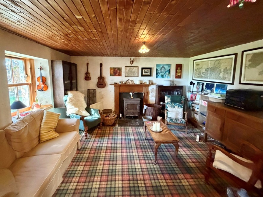 2 Farley, Beauly, Highland IV4 7AF