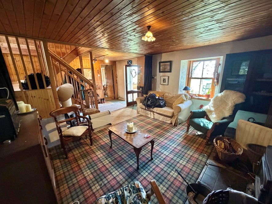 2 Farley, Beauly, Highland IV4 7AF