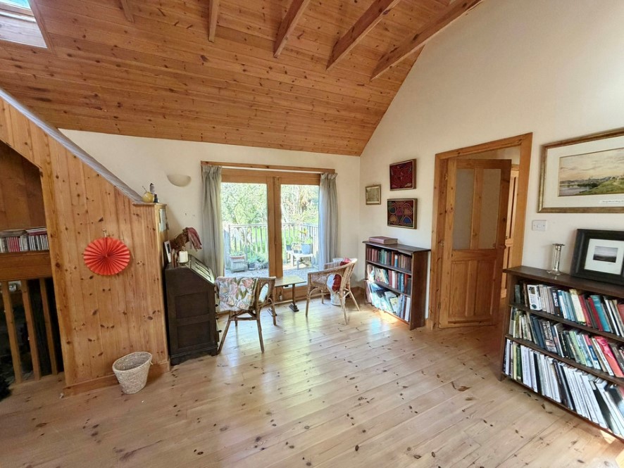 2 Farley, Beauly, Highland IV4 7AF