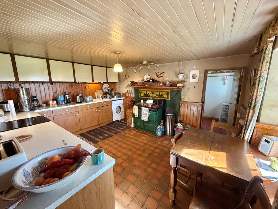 2 Farley, Beauly, Highland IV4 7AF