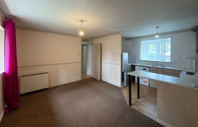 48 Burrell Close, Edgware, Middlesex, HA8 8YZ