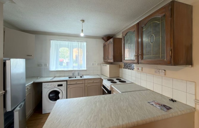 48 Burrell Close, Edgware, Middlesex, HA8 8YZ