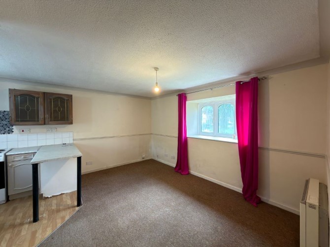 48 Burrell Close, Edgware, Middlesex, HA8 8YZ