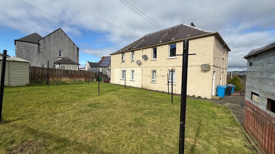 8 Sweerie, Newburgh, Cupar, Fife KY14 6DL
