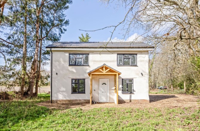 Grasshopper Cottage, Margards Lane, Verwood, Dorset, BH31 6JQ